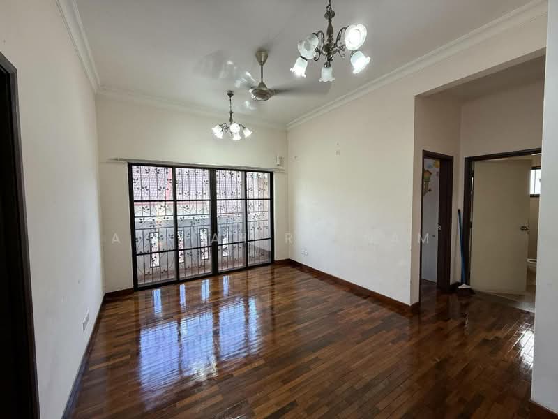 2.5-storey Terraced House for Sale in Presint 16 (Putrajaya) - Aishah Rosnam - Living Room - PropertyGuru.com.my