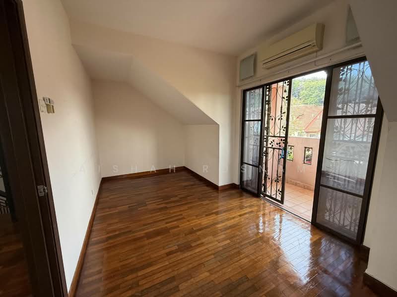 2.5-storey Terraced House for Sale in Presint 16 (Putrajaya) - Aishah Rosnam - Interior - PropertyGuru.com.my