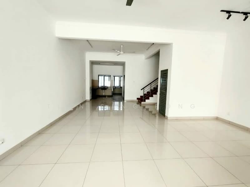 Terraced House for Sale in Bandar Puteri Puchong (Puchong) - Tian Sing Fong - Living Room - PropertyGuru.com.my