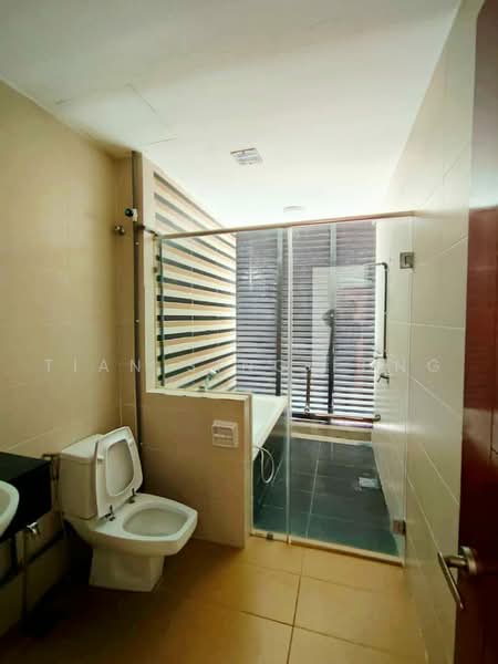 Terraced House for Sale in Bandar Puteri Puchong (Puchong) - Tian Sing Fong - Bathroom - PropertyGuru.com.my