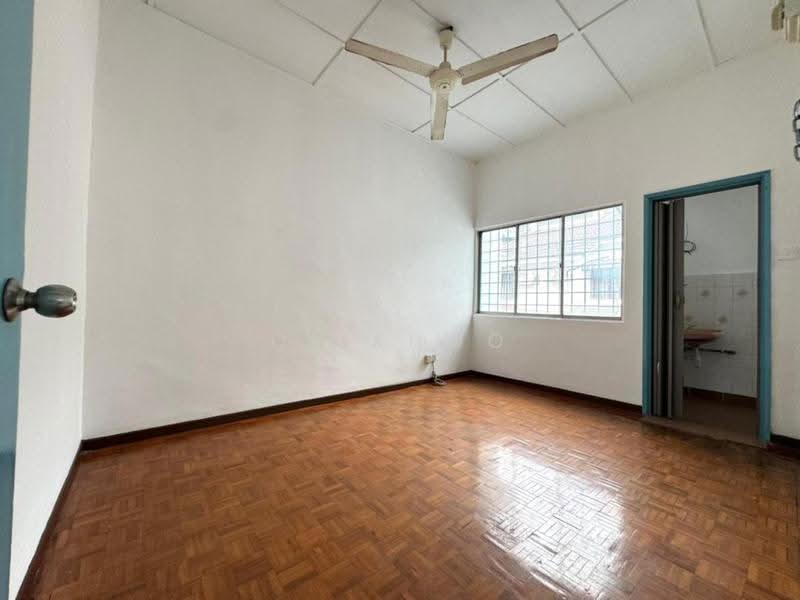 2-storey Terraced House for Sale in BANDAR PUCHONG JAYA (Puchong) - Cl Khoo - Interior - PropertyGuru.com.my