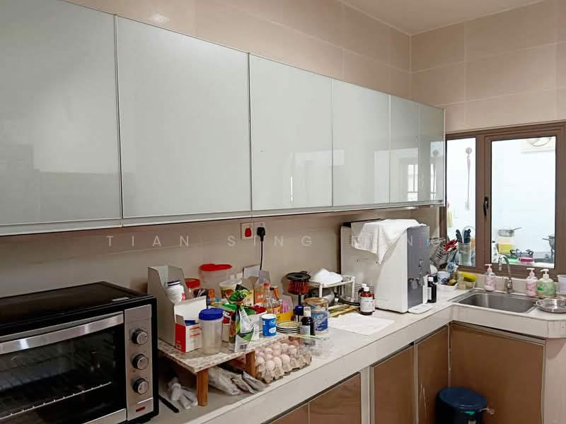 Semi-Detached House for Sale in Taman Bukit Kuchai (Bandar Kinrara) - Tian Sing Fong - Kitchen - PropertyGuru.com.my
