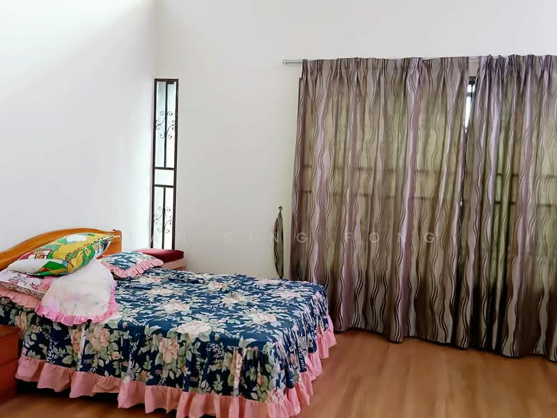 Semi-Detached House for Sale in Taman Bukit Kuchai (Bandar Kinrara) - Tian Sing Fong - Bedroom - PropertyGuru.com.my