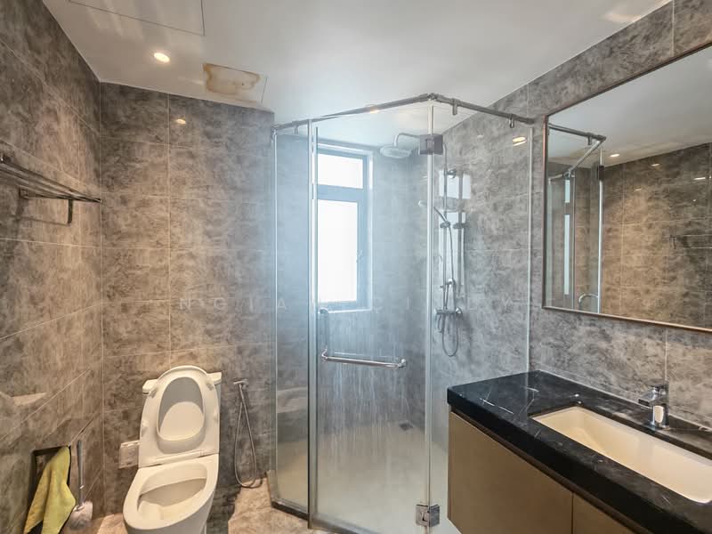 Condominium for Sale at R&F Princess Cove Phase 2-Seine Region - Ngian Cindy - Bathroom - PropertyGuru.com.my