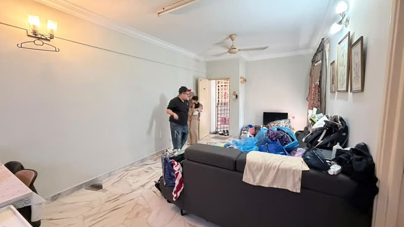 Apartment for Sale at Pangsapuri Suria - Fatin Azemi - Living Room - PropertyGuru.com.my