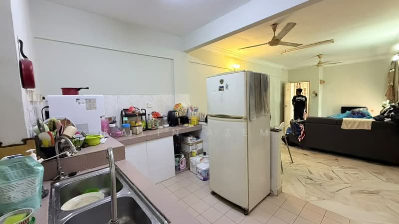 Apartment for Sale at Pangsapuri Suria - Fatin Azemi - Kitchen - PropertyGuru.com.my