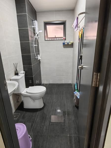 Service Residence for Rent at Imperial / Cornell Suites @ EduSentral - Shue Tan - Bathroom - PropertyGuru.com.my