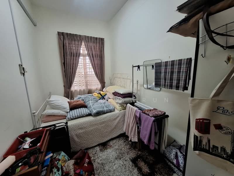 Semi-Detached House for Sale in Jenjarom (Selangor) - Shoib Harun - Bedroom - PropertyGuru.com.my