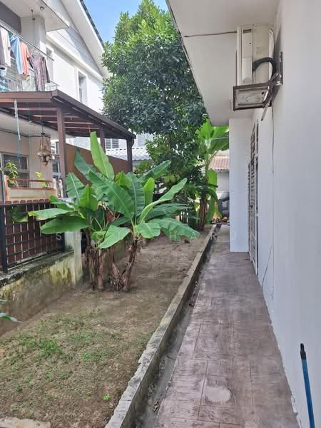 Semi-Detached House for Sale in Jenjarom (Selangor) - Shoib Harun - Exterior - PropertyGuru.com.my