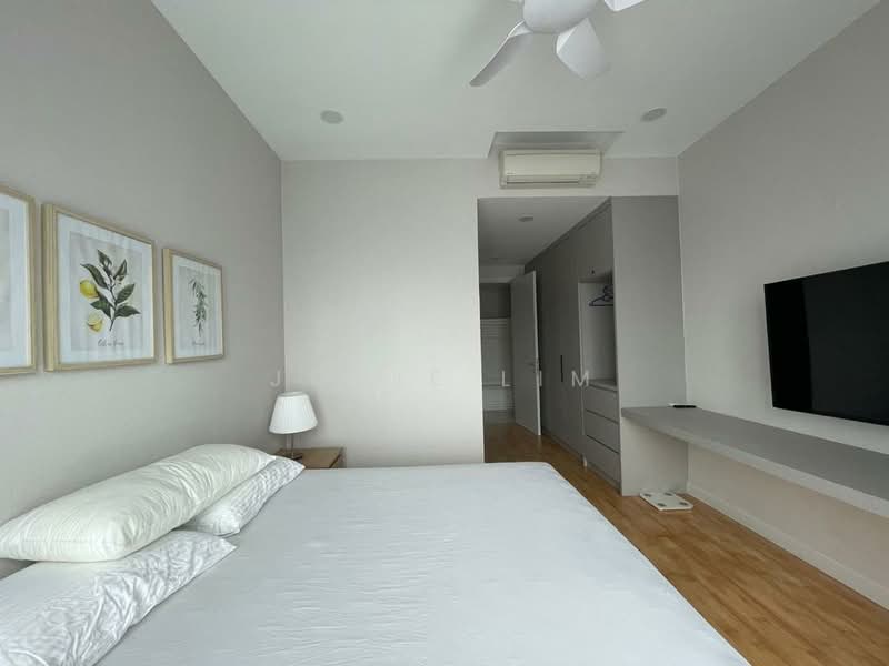 Kondominium untuk Dijual di Residensi 22 - Jovie Lim - Bedroom - PropertyGuru.com.my