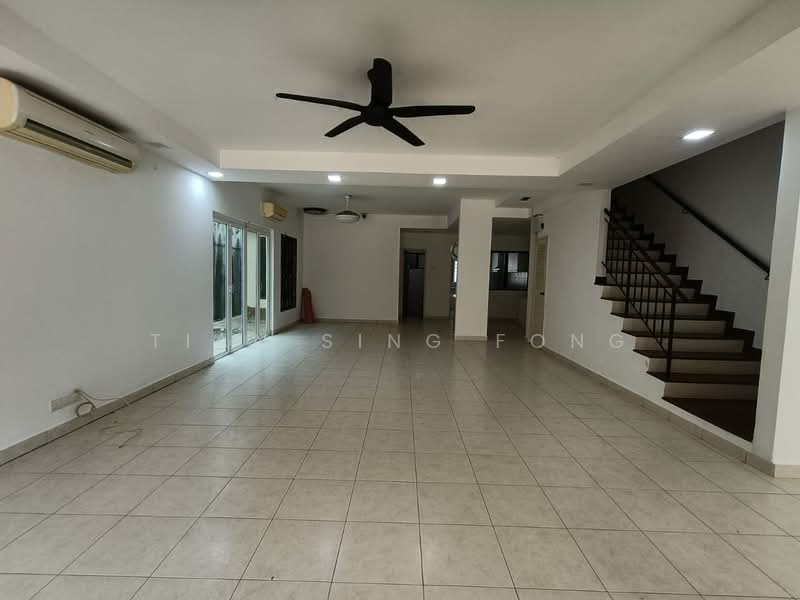 2.5-storey Terraced House for Sale in Taman Puchong Hartamas (Puchong) - Tian Sing Fong - Living Room - PropertyGuru.com.my