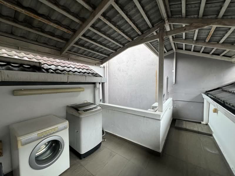 Townhouse for Sale in Bangsar (Kuala Lumpur) - SY Yen - Balcony - PropertyGuru.com.my