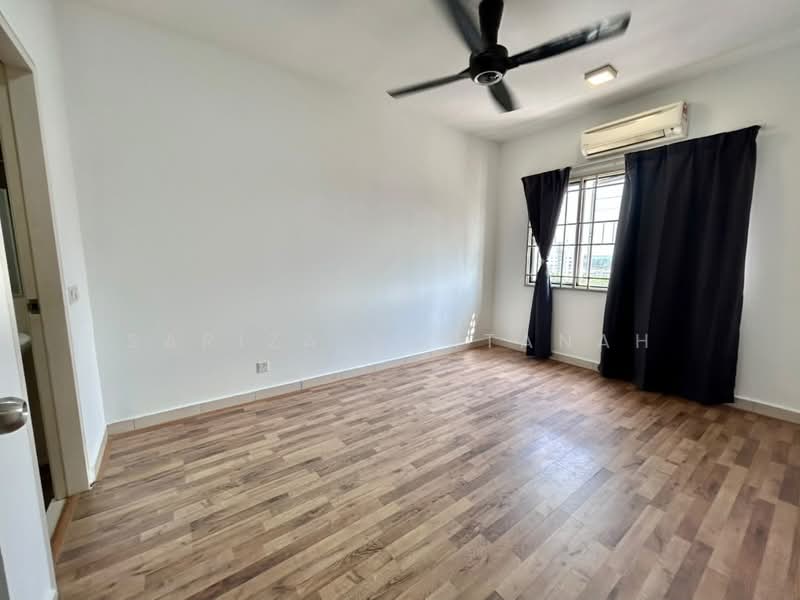 Apartment for Sale at Seri Baiduri - Sariza Hartanah - Bedroom - PropertyGuru.com.my