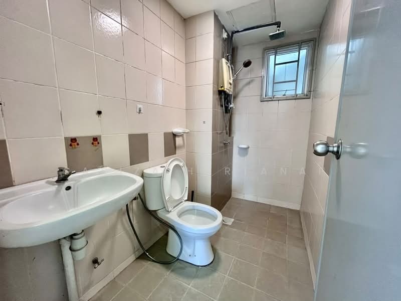 Apartment for Sale at Seri Baiduri - Sariza Hartanah - PropertyGuru.com.my