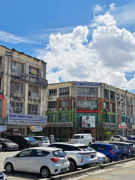 Shop for Rent in Pusat Bandar Puchong (Puchong) - Rose Tan - Exterior - PropertyGuru.com.my