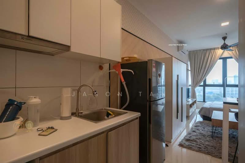 Service Residence for Rent at Residential Suites @ HighPark - Jason Tan - Kitchen - PropertyGuru.com.my