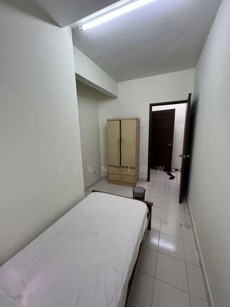 Condominium for Rent at Puncak Banyan - Ryan Low - Bedroom - PropertyGuru.com.my