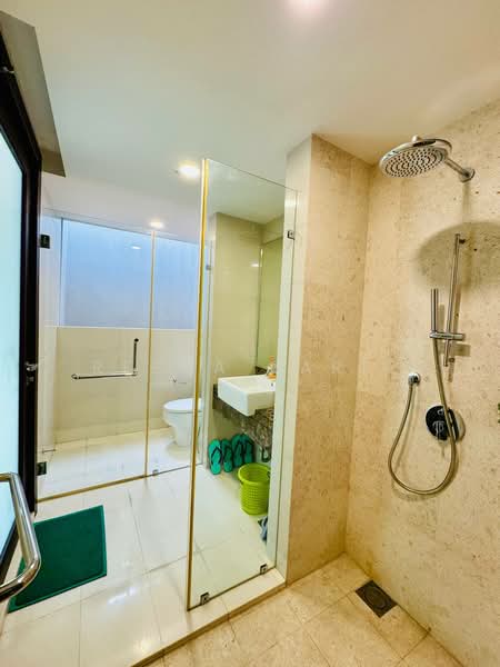 Bungalow for Sale in Shah Alam (Selangor) - Reena Sarif - Bathroom - PropertyGuru.com.my
