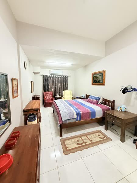 1-storey Terraced House for Sale in Telok Panglima Garang (Selangor) - SHAH REZA SASMAT - Bedroom - PropertyGuru.com.my