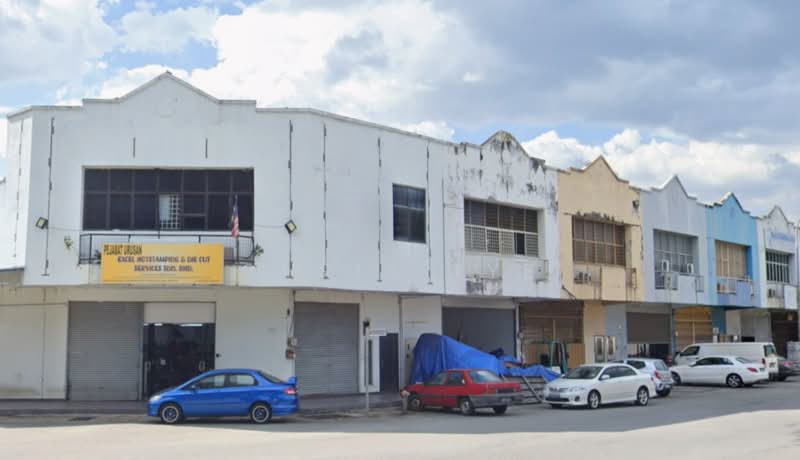 Factory for Sale in Taman Perindustrian Bukit Serdang (Seri Kembangan) - Chris Tye - Exterior - PropertyGuru.com.my