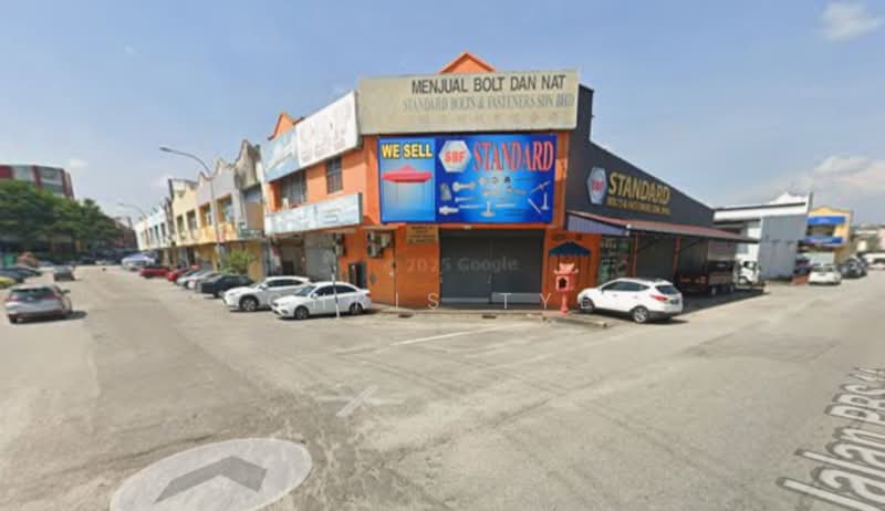 Factory for Sale in Taman Perindustrian Bukit Serdang (Seri Kembangan) - Chris Tye - Exterior - PropertyGuru.com.my