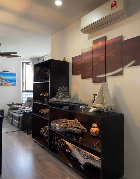 Service Residence for Sale at KL Gateway Premium Residences - Ivan Tan - Living Room - PropertyGuru.com.my