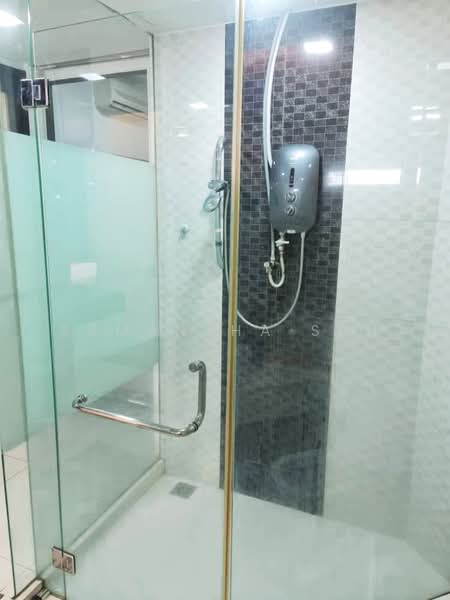 Servis Apartment untuk Dijual di Pertama Residency - Samantha Sun - Bathroom - PropertyGuru.com.my