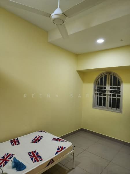 Rumah Teres 1 Tingkat untuk Dijual di Kelana Jaya (Petaling Jaya) - Reena Sarif - Bedroom - PropertyGuru.com.my