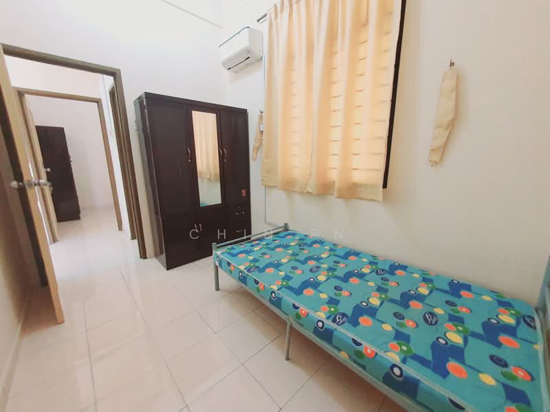 Apartment for Sale at Pangsapuri Bukit Beruang Bestari (University View) - CHIN FN - Bedroom - PropertyGuru.com.my