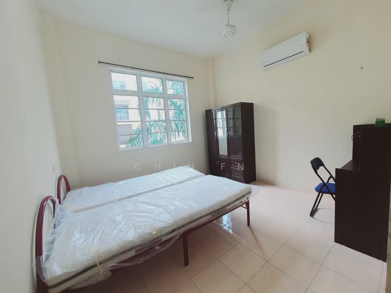 Apartment for Sale at Pangsapuri Bukit Beruang Bestari (University View) - CHIN FN - Bedroom - PropertyGuru.com.my