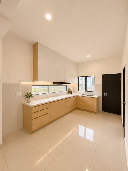 2-storey Terraced House for Sale in Sungai Buloh (Selangor) - Mohd Ridzuan - Kitchen - PropertyGuru.com.my