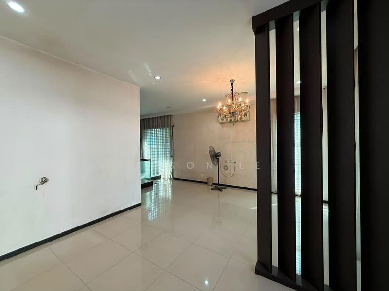 Rumah Teres 2.5 Tingkat untuk Disewa di Taman Tambun Permai (Simpang Ampat) - Willson Lee - Living Room - PropertyGuru.com.my