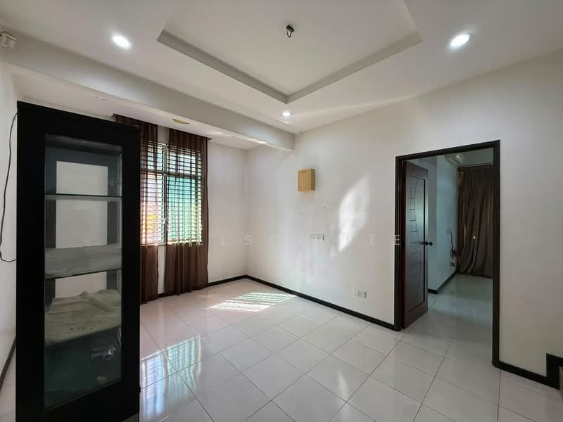 Rumah Teres 2.5 Tingkat untuk Disewa di Taman Tambun Permai (Simpang Ampat) - Willson Lee - Living Room - PropertyGuru.com.my
