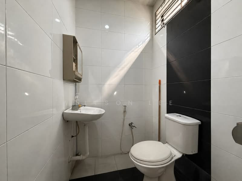 Rumah Teres 2.5 Tingkat untuk Disewa di Taman Tambun Permai (Simpang Ampat) - Willson Lee - Bathroom - PropertyGuru.com.my