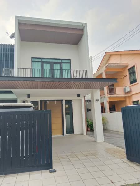 2-storey Terraced House for Sale in Ampang Saujana (Ampang) - Elaine Yap - Exterior - PropertyGuru.com.my