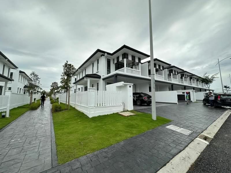 2-storey Terraced House for Sale in Eco Majestic (Semenyih) - Mk Wong - Exterior - PropertyGuru.com.my