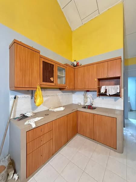 1-storey Terraced House for Rent in Taman Flora Heights (Pasir Gudang) - SJ CHAN - Kitchen - PropertyGuru.com.my