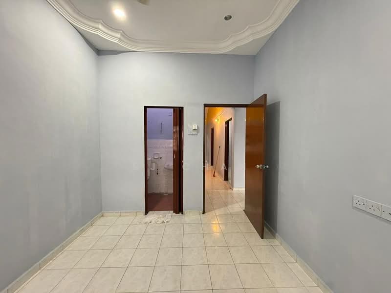 1-storey Terraced House for Rent in Taman Flora Heights (Pasir Gudang) - SJ CHAN - Interior - PropertyGuru.com.my