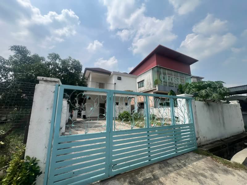 Bungalow House untuk Dijual di Balakong (Cheras) - Melvin . - Exterior - PropertyGuru.com.my