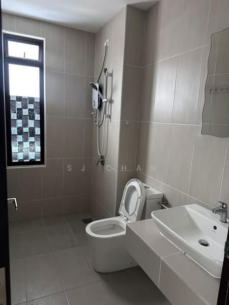 Rumah Teres untuk Disewa di Iskandar Puteri (Nusajaya) (Johor) - SJ CHAN - Bathroom - PropertyGuru.com.my