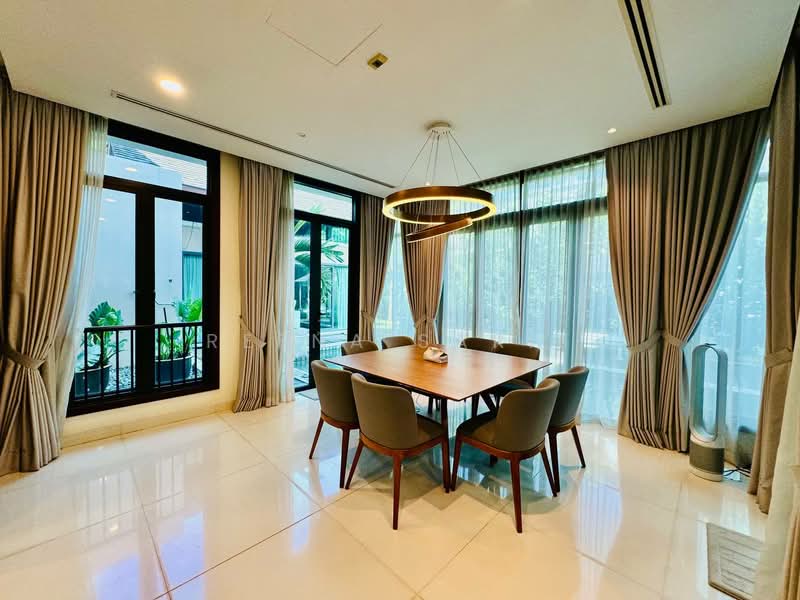 Bungalow House for Sale in Bukit Jelutong (Shah Alam) - Reena Sarif - Dining Room - PropertyGuru.com.my