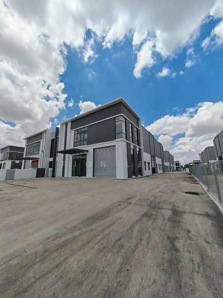 Kilang Berkembar untuk Disewa di Eco Business Park 2 Senai (Senai) - Fion Lee - Exterior - PropertyGuru.com.my