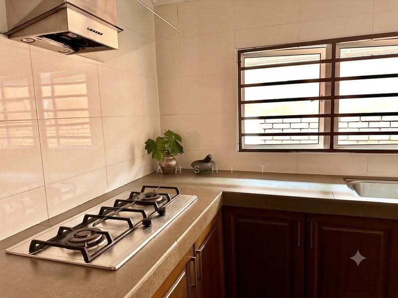 1-storey Terraced House for Rent in Bangsar (Kuala Lumpur) - Shahshi T - Kitchen - PropertyGuru.com.my