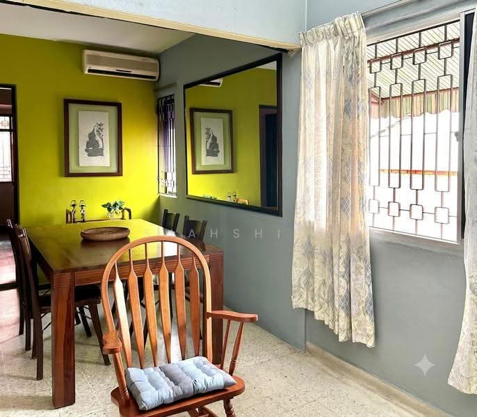 1-storey Terraced House for Rent in Bangsar (Kuala Lumpur) - Shahshi T - Dining Room - PropertyGuru.com.my