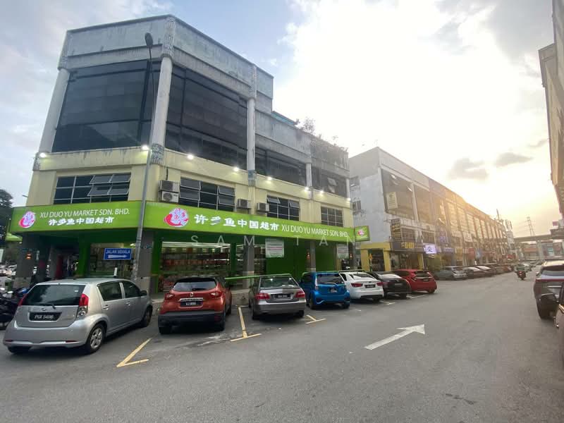 Shop for Rent in BANDAR PUCHONG JAYA (Puchong) - Sam Tan - Exterior - PropertyGuru.com.my