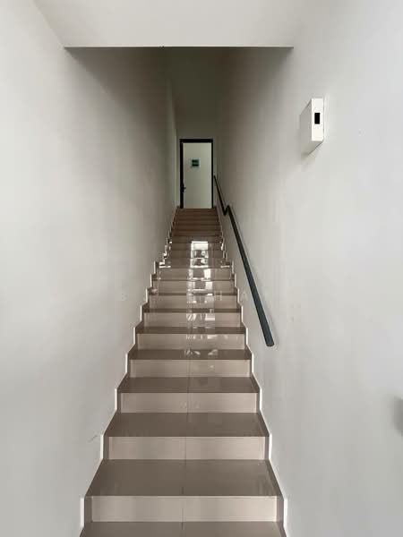 Rumah Teres 2 Tingkat untuk Disewa di Taman Dato Onn (Johor Bahru) - SJ CHAN - Corridor - PropertyGuru.com.my