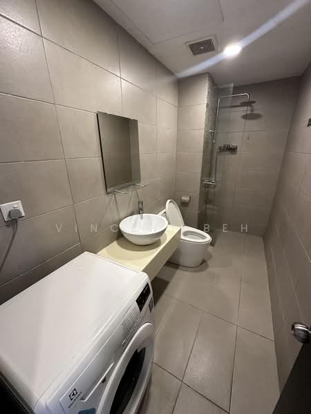 Service Residence for Sale at D'Latour - Vincent Beh - Bathroom - PropertyGuru.com.my