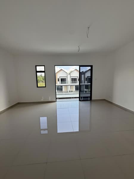 Rumah Teres 2-Tingkat untuk Dijual di Bandar Dato Onn (Tebrau) - Jee Hui - PropertyGuru.com.my