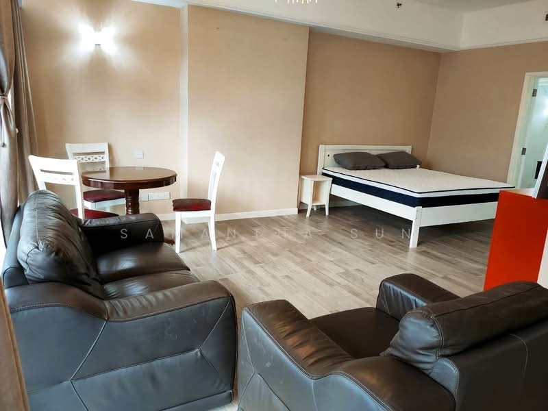 Servis Apartment untuk Dijual di Berjaya Times Square - Samantha Sun - Living Room - PropertyGuru.com.my
