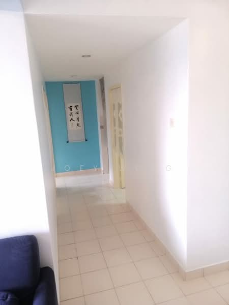 Pangsapuri untuk Disewa di Sri Bayu Apartments - Joey Wong - Corridor - PropertyGuru.com.my